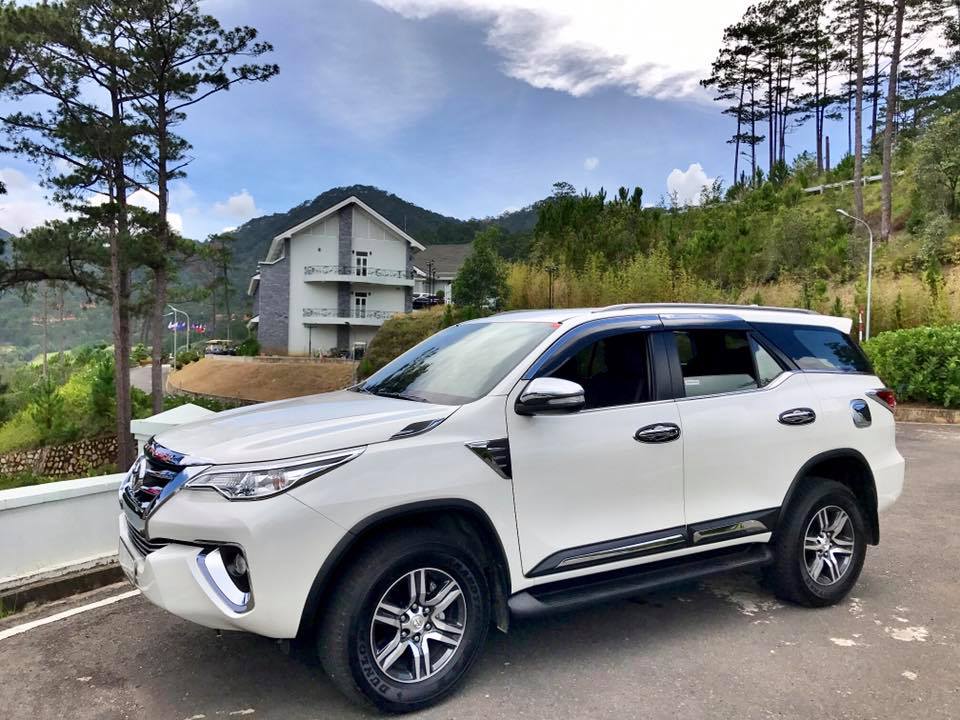 Thuê xe du lịch 7 chỗ tại Duy Anh